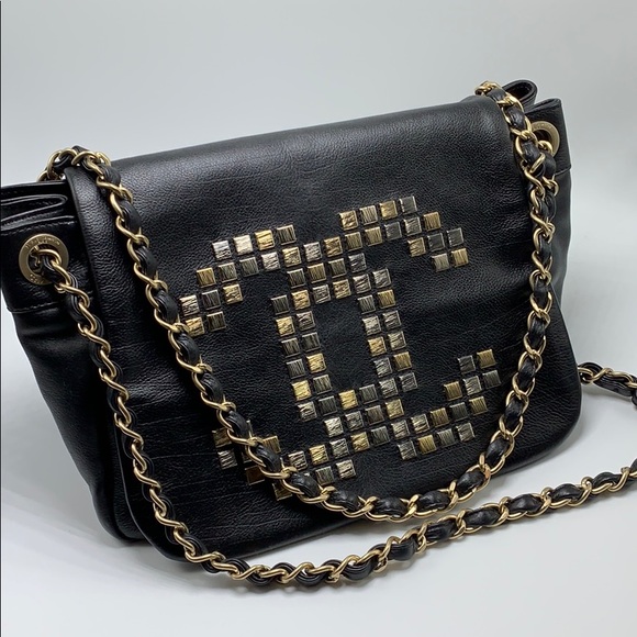 chanel classic bag new